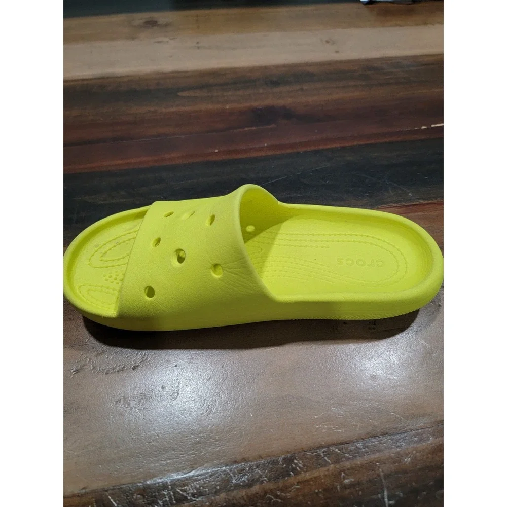 CROCS ICONIC COMFORT SLIDES Size Mens 5 Hi-Visibility YELLOW Slip Ons SO COMFY